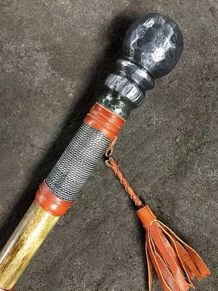 фото Трость-посох 